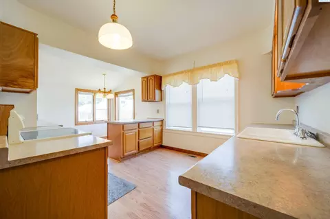 107 E 9th St, Colfax, WA 99111 photo 7