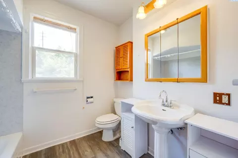 107 E 9th St, Colfax, WA 99111 photo 17