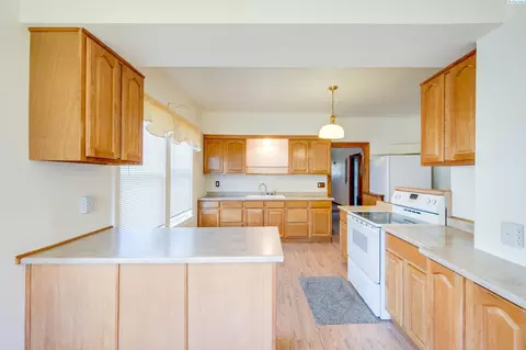 107 E 9th St, Colfax, WA 99111 photo 10