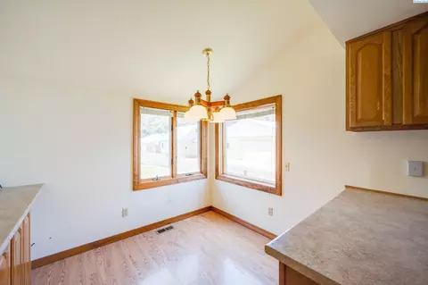 107 E 9th St, Colfax, WA 99111 photo 9