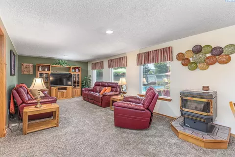 912 Road 45, Pasco, WA 99301 photo 12