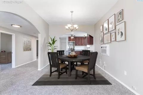 607 E 19th Ave, Kennewick, WA 99337 photo 3