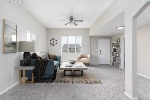 607 E 19th Ave, Kennewick, WA 99337 photo 2