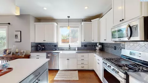 810 SW Blue Heron Ct, Pullman, WA 99163 photo 8