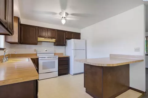 5411 W Melville Rd, Pasco, WA 99301 photo 9