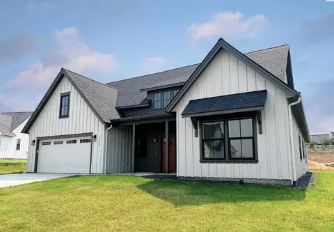 1255 NW Kamiak Ct, Pullman, WA 99163 photo 2