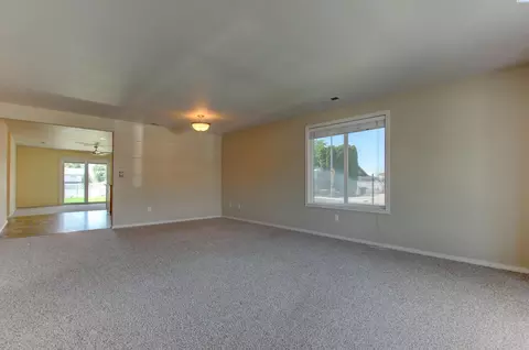 6708 Gehrig Dr, Pasco, WA 99301 photo 5
