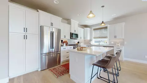 805 SW Iyla, Pullman, WA 99163 photo 4