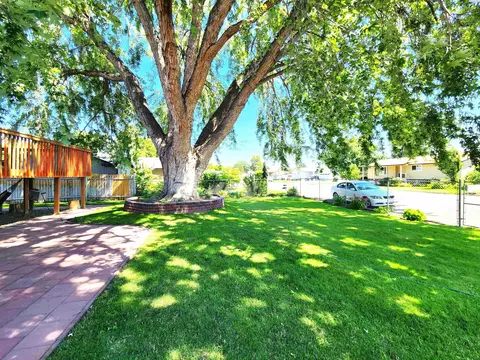 3121 W Wilcox Dr, Pasco, WA 99301 photo 4