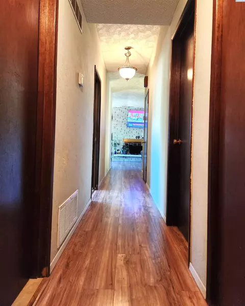 3121 W Wilcox Dr, Pasco, WA 99301 photo 24