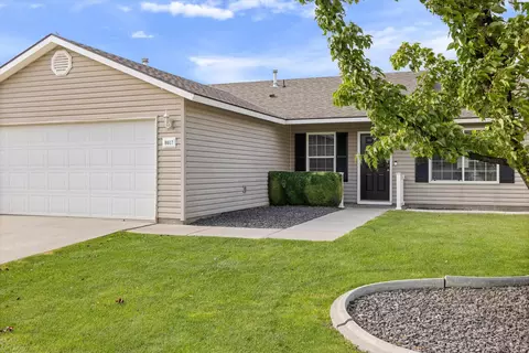 8017 Wenatchee Dr, Pasco, WA 99301 photo 3