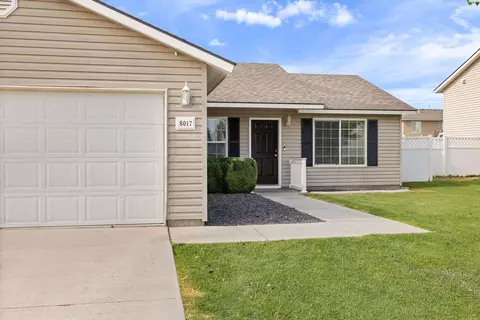 8017 Wenatchee Dr, Pasco, WA 99301 photo 2