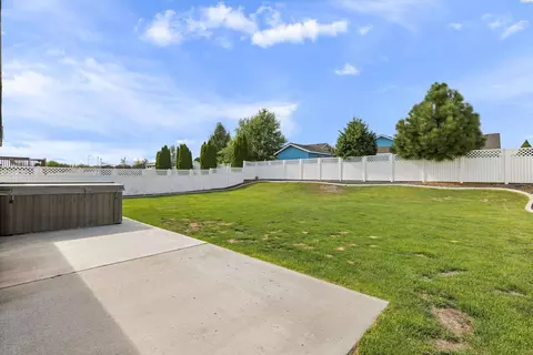 8017 Wenatchee Dr, Pasco, WA 99301 photo 24