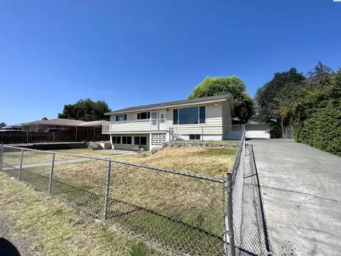 3103 W Opal St, Pasco, WA 99301 photo 2