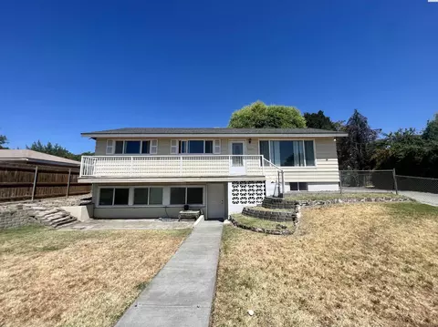 3103 W Opal St, Pasco, WA 99301 photo 1