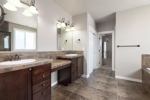 3422 Angelo Ln, Pasco, WA 99301 photo 16