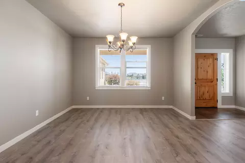 3422 Angelo Ln, Pasco, WA 99301 photo 4