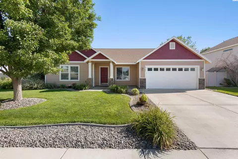 8107 Chehalis Dr, Pasco, WA 99301 photo 1