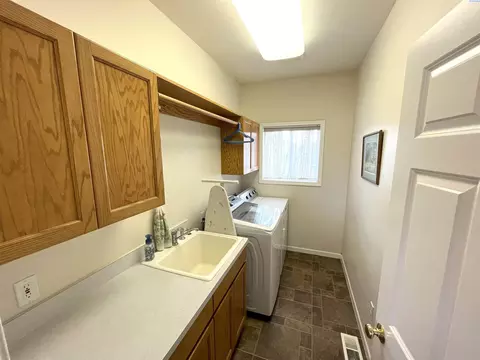2215 NW Robert, Pullman, WA 99163 photo 19