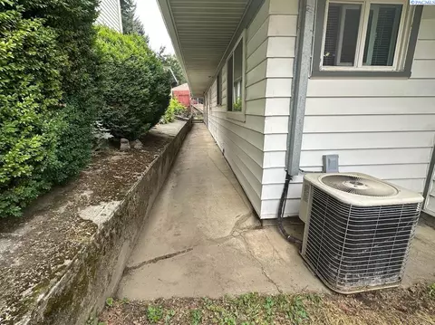 207 E Fairview St, Colfax, WA 99111 photo 23
