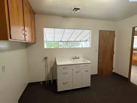 207 E Fairview St, Colfax, WA 99111 photo 10
