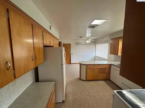 207 E Fairview St, Colfax, WA 99111 photo 5