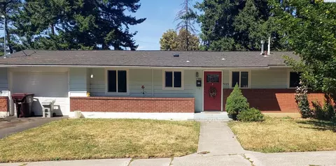 1225 Clifford St, Pullman, WA 99163 photo 1