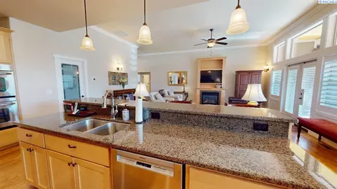 705 SW Alene Ct, Pullman, WA 99163 photo 16