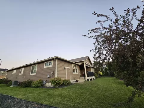 705 SW Alene Ct, Pullman, WA 99163 photo 42