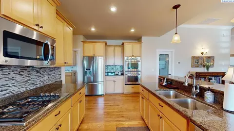 705 SW Alene Ct, Pullman, WA 99163 photo 17