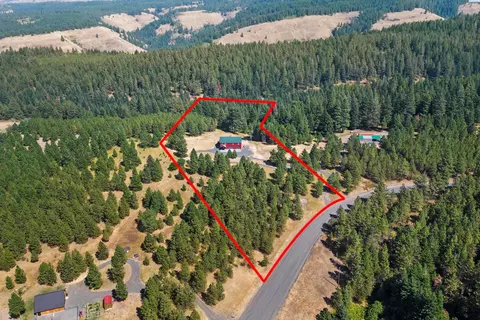 8049 Lewis Peak Rd, Dixie, WA 99329 photo 2