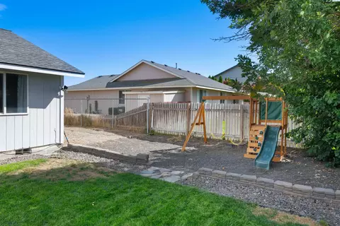 5104 Robert Wayne Dr, Pasco, WA 99301 photo 23