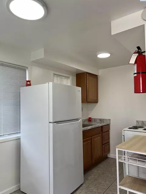 1220 E Clark St, Pasco, WA 99301 photo 6