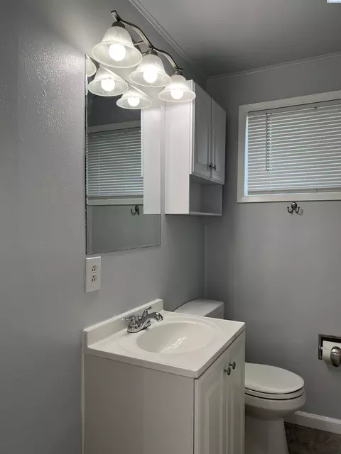 1220 E Clark St, Pasco, WA 99301 photo 10