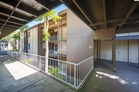 1220 NW State St # 20, Pullman, WA 99163 photo 3