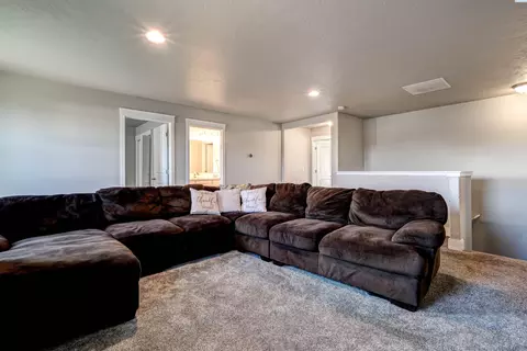 5703 W Ruby St, Pasco, WA 99301 photo 19