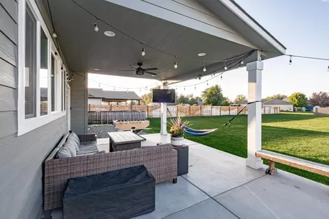 5703 W Ruby St, Pasco, WA 99301 photo 32