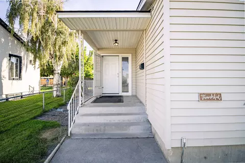 828 W Octave St, Pasco, WA 99301 photo 2
