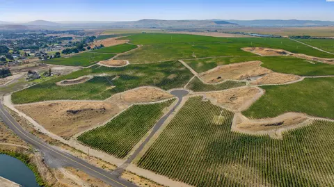 108534 N Corkscrew Pr NE, West Richland, WA 99353