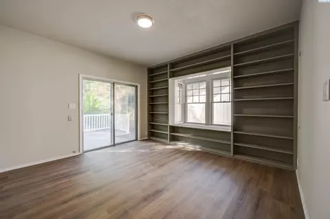 312 E James St, Colfax, WA 99111 photo 5