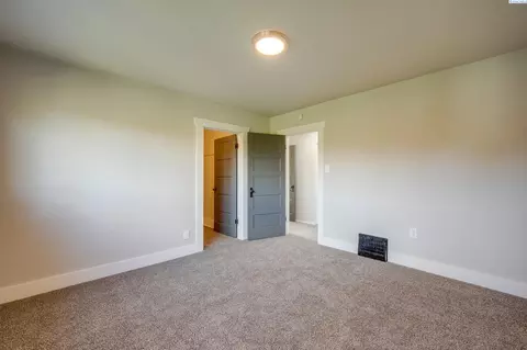 312 E James St, Colfax, WA 99111 photo 14