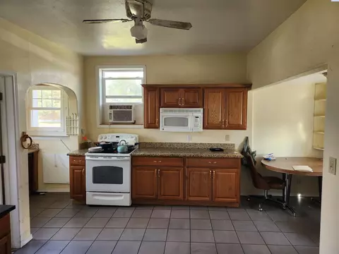 110 E St, Endicott, WA 99125 photo 6