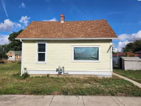 110 E St, Endicott, WA 99125 photo 4