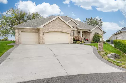 239 Willow Ct, Pasco, WA 99301 photo 1