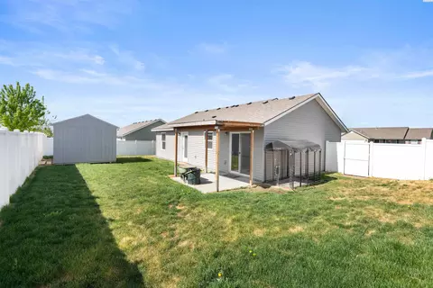 3417 Emerald Downs Ln, Pasco, WA 99301 photo 17
