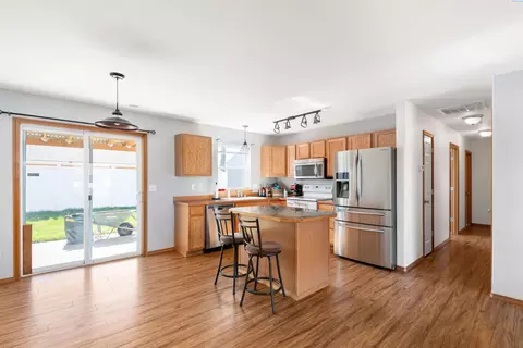 3417 Emerald Downs Ln, Pasco, WA 99301 photo 7