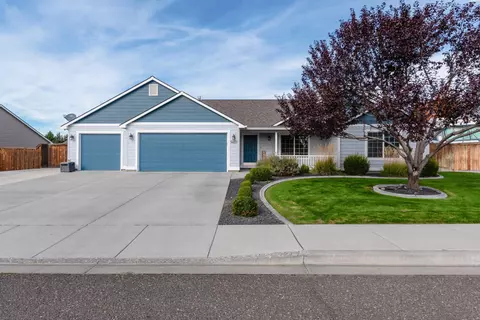 9401 Broughton Dr, Pasco, WA 99301 photo 4
