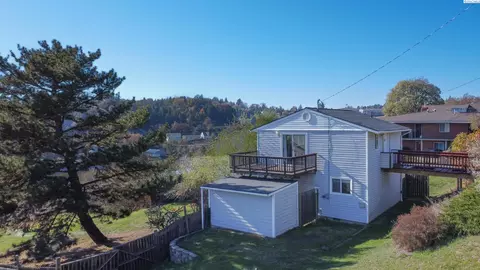 501 NW Irving St, Pullman, WA 99163 photo 1