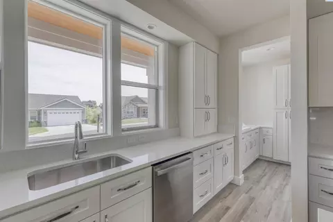 1105 NW Marshland St, Pullman, WA 99163 photo 9