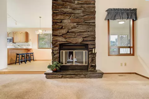 4002 Desert Dr, Pasco, WA 99301 photo 16